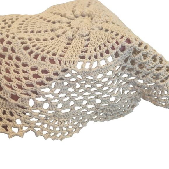 Doily, Vintage Ivory Cotton Crochet 10.75" - Picture 4 of 6